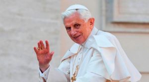 Hoy Benedicto XVI cumple 65 años de sacerdote