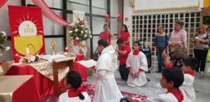 GALERÍA: NUESTRA SEÑORA DE SAN JUAN DE LOS LAGOS CELEBRO CORPUS CHRISTI EN PIEDRAS NEGRAS