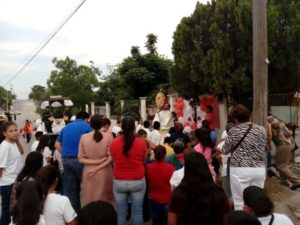 GALERÍA: PARROQUIA SAN MARTÍN DE PORRES CELEBRO CORPUS CHRISTI EN ACUÑA