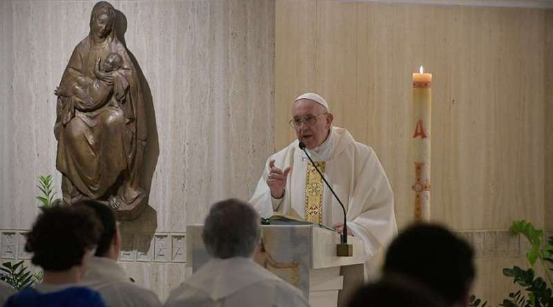 El Papa exhorta a diferenciar entre el Espíritu Santo y el espíritu del mundo.