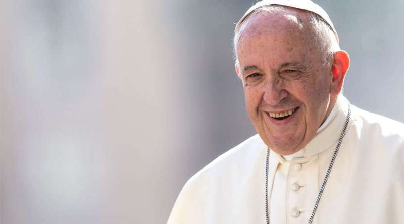 Las llagas de Cristo están en las víctimas de ataques a la vida, dice el Papa