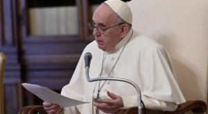 El Papa advierte el peligro de la sordera del corazón