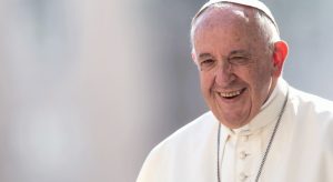 La falta de caridad causa la infelicidad, sólo el amor sacia el corazón: Papa Francisco