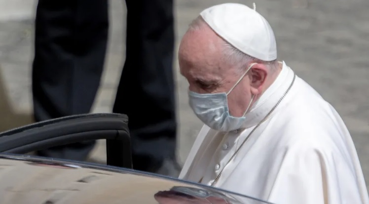 Papa Francisco permanecerá en hospital durante 7 días tras operación quirúrgica programada