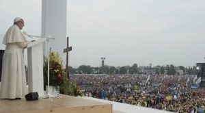 Papa Francisco pide a jóvenes llevar el Evangelio con valor y entusiasmo