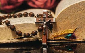 10 consejos pr谩cticos para rezar el Rosario todos los d铆as