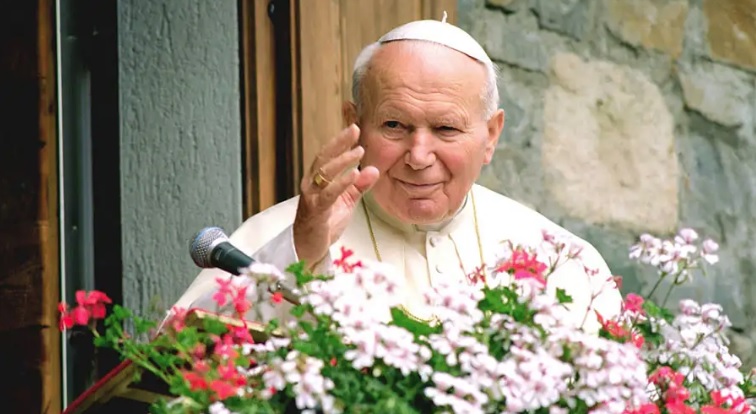 10 datos para conocer mejor a San Juan Pablo II