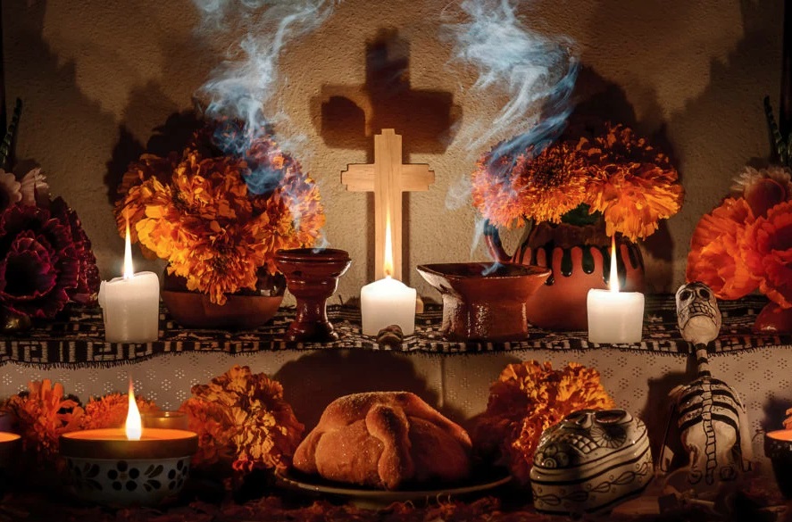 ¿Podemos los católicos festejar el Día de los Muertos?
