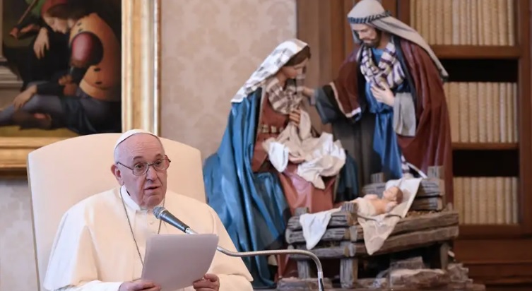 Papa Francisco invita a contemplar en el Adviento a la Virgen María y San José