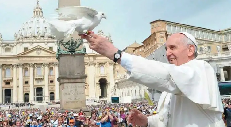 El Papa Francisco propone 3 caminos para construir una paz duradera