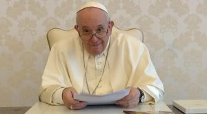 El Papa Francisco explica lo que significa “ver con el corazón” y cita a El Principito