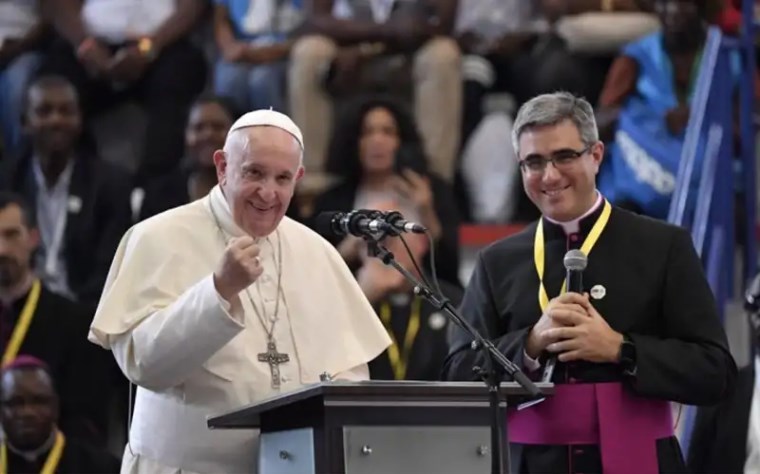 Papa Francisco a jóvenes: El Señor los invita a ir de vacaciones con Él