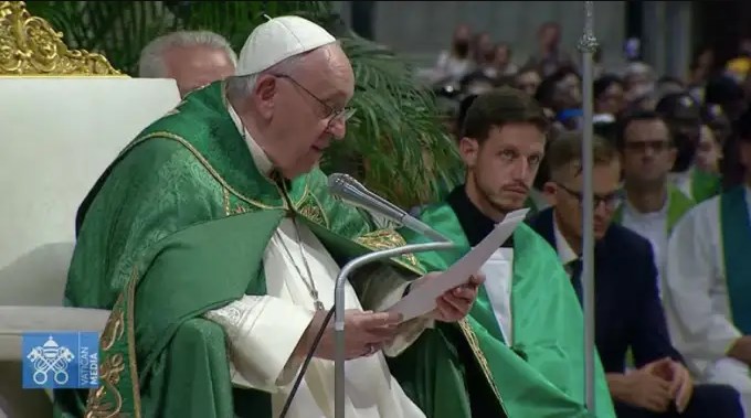 Papa Francisco pide a cardenales no dejar de “maravillarse” por ser parte de la Iglesia