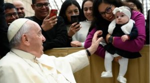 El Papa Francisco desea a las familias la misma serenidad de Mar铆a y Jos茅